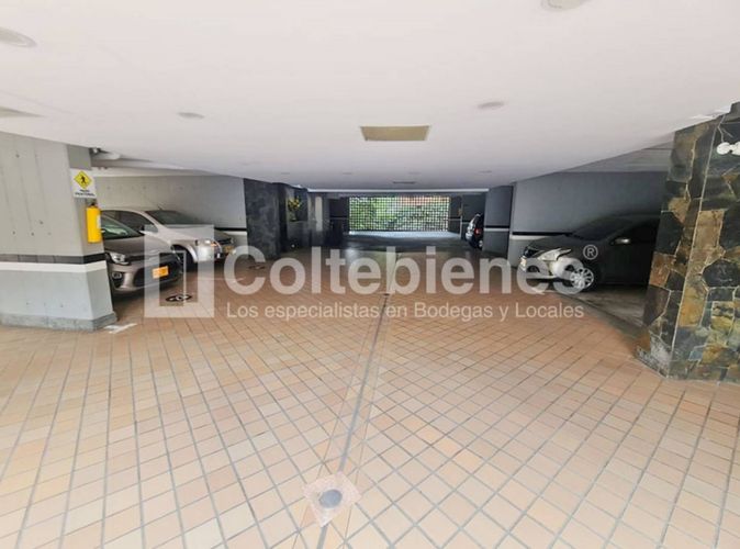 Apartamento de 3 alcobas en venta en El Poblado, Medellín, 94 m² · foto 21 de 24