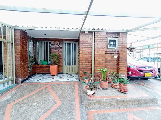 Casa de 4 alcobas en venta en Rincon De Barandillas I, Zipaquirá, 147 m² · foto 2 de 20