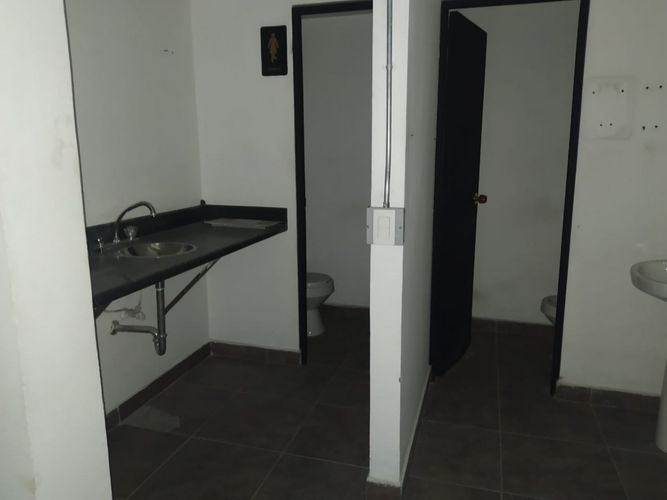 Local en arriendo en Viviendas Del Sur, Itagüí, 238 m² · foto 10 de 12