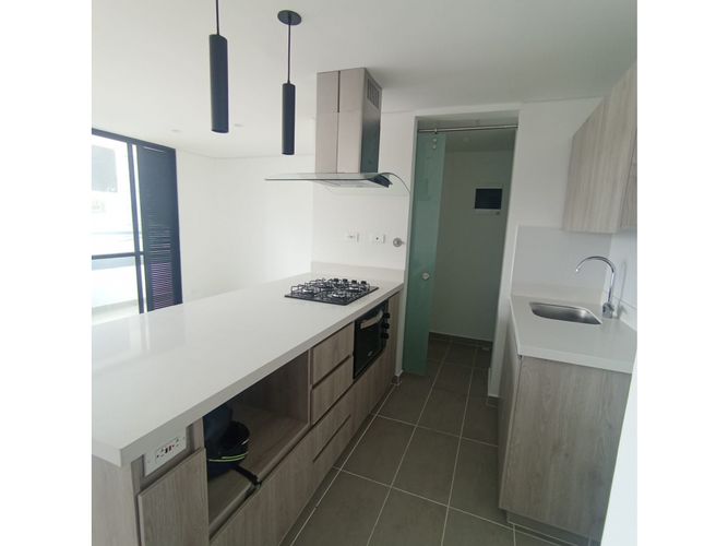 Apartaestudio en arriendo en Barro Blanco, Rionegro, 75 m² · foto 2 de 14