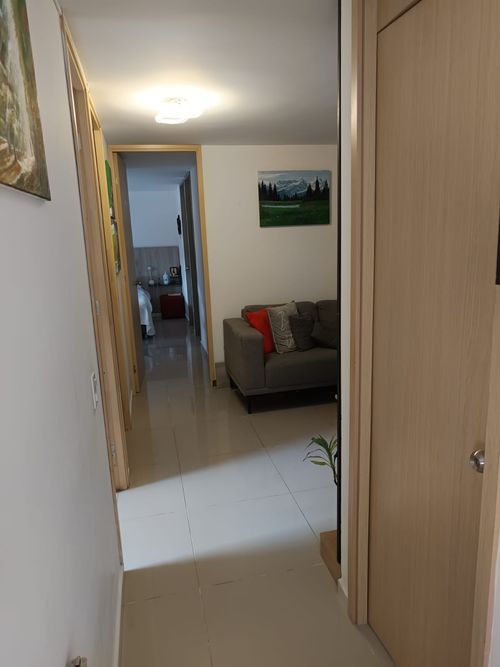 Apartamento de 3 alcobas en venta en Bucaros, Bello, 87 m² · foto 9 de 13