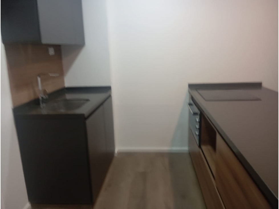 1BR Apartment in Vía Las Palmas (70 m²)