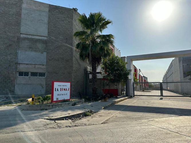 Bodega en venta en Santana, Barranquilla, 1606 m² · foto 6 de 7