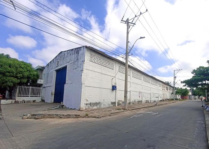 Bodega en venta en La Pradera, Barranquilla, 442 m² · foto 2 de 5