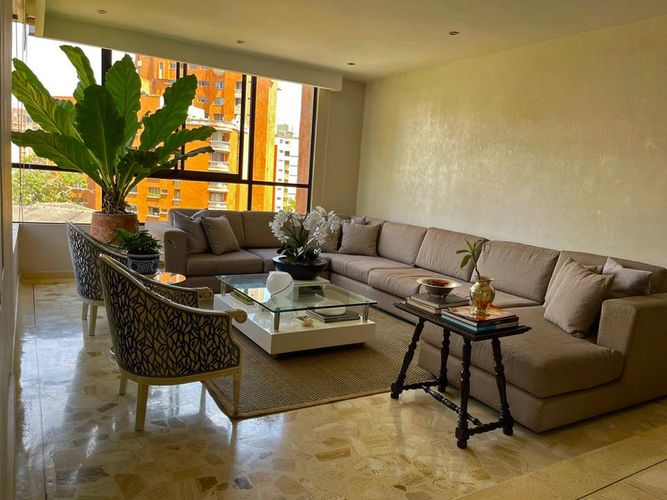Apartamento de 3 alcobas en venta en Altos Del Prado, Barranquilla, 275 m² · foto 2 de 14