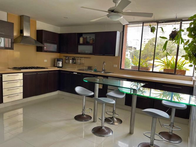 Apartamento de 3 alcobas en venta en Altos Del Prado, Barranquilla, 275 m² · foto 4 de 14
