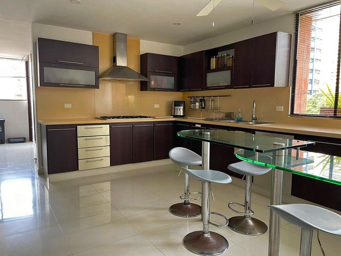 Apartamento de 3 alcobas en venta en Altos Del Prado, Barranquilla, 275 m² · foto 5 de 14