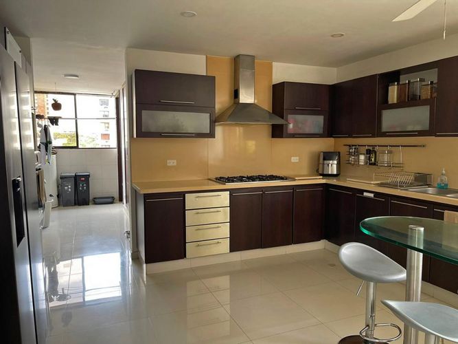 Apartamento de 3 alcobas en venta en Altos Del Prado, Barranquilla, 275 m² · foto 6 de 14