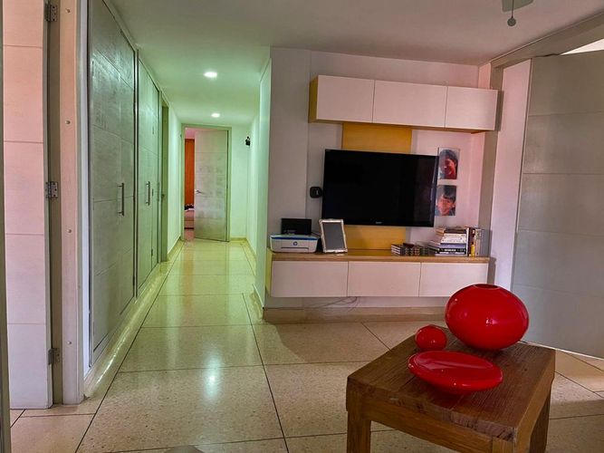 Apartamento de 3 alcobas en venta en Altos Del Prado, Barranquilla, 275 m² · foto 9 de 14