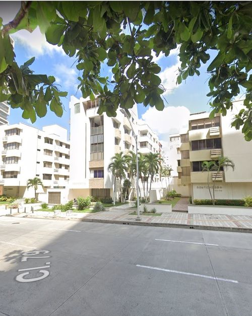 Edificio en venta en Villa Country, Barranquilla, 1725 m² · foto 2 de 17