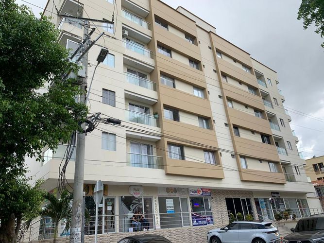 Edificio en venta en La Concepcion, Barranquilla, 1576 m² · foto 2 de 24