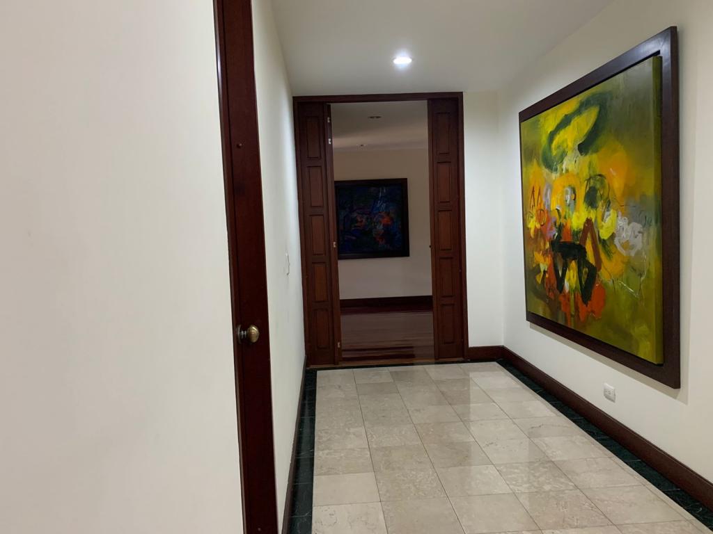 Apartamento en venta en Chicó Alto, Bogotá · foto 17 de 24