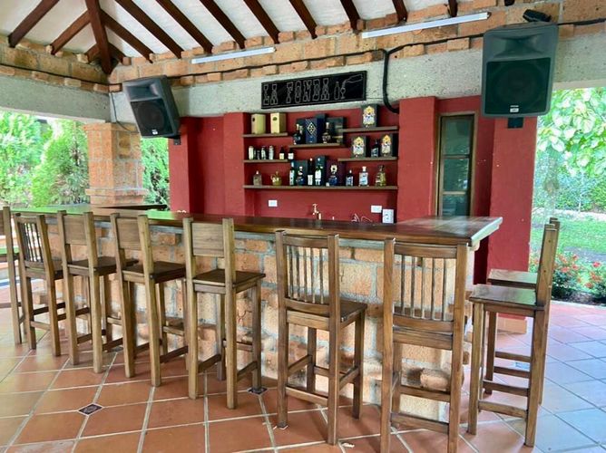 Casa de 9 alcobas en venta en Medellín, 865 m² · foto 22 de 24