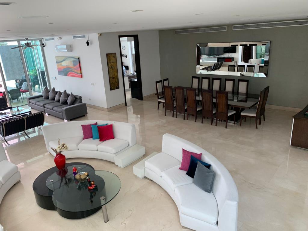 Casa en venta en Altos De Riomar, Barranquilla · foto 3 de 24