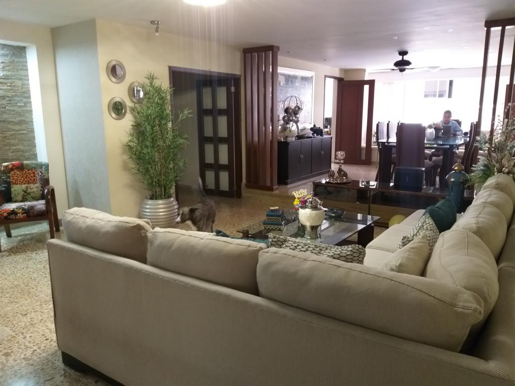 Apartamento en venta en Altos Del Prado, Barranquilla · foto 2 de 18