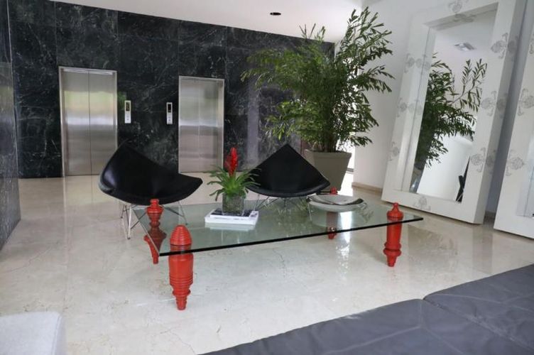Apartamento de 3 alcobas en venta en Altos Del Prado, Barranquilla, 827 m² · foto 7 de 24