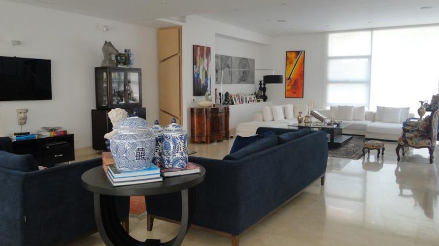 Casa en venta en El Golf, Barranquilla · foto 2 de 24