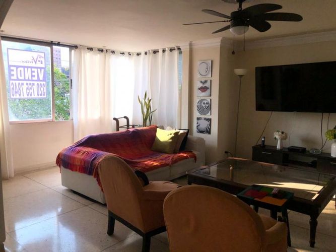 Apartamento de 3 alcobas en venta en Altos De Riomar, Barranquilla, 174 m² · foto 2 de 18
