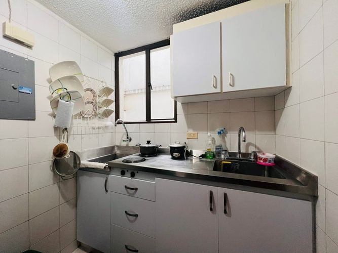 Apartaestudio en venta en Chapinero, Bogotá, 34 m² · foto 10 de 21
