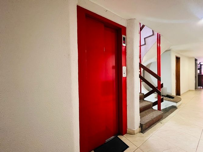 Apartaestudio en venta en Chapinero, Bogotá, 34 m² · foto 19 de 21