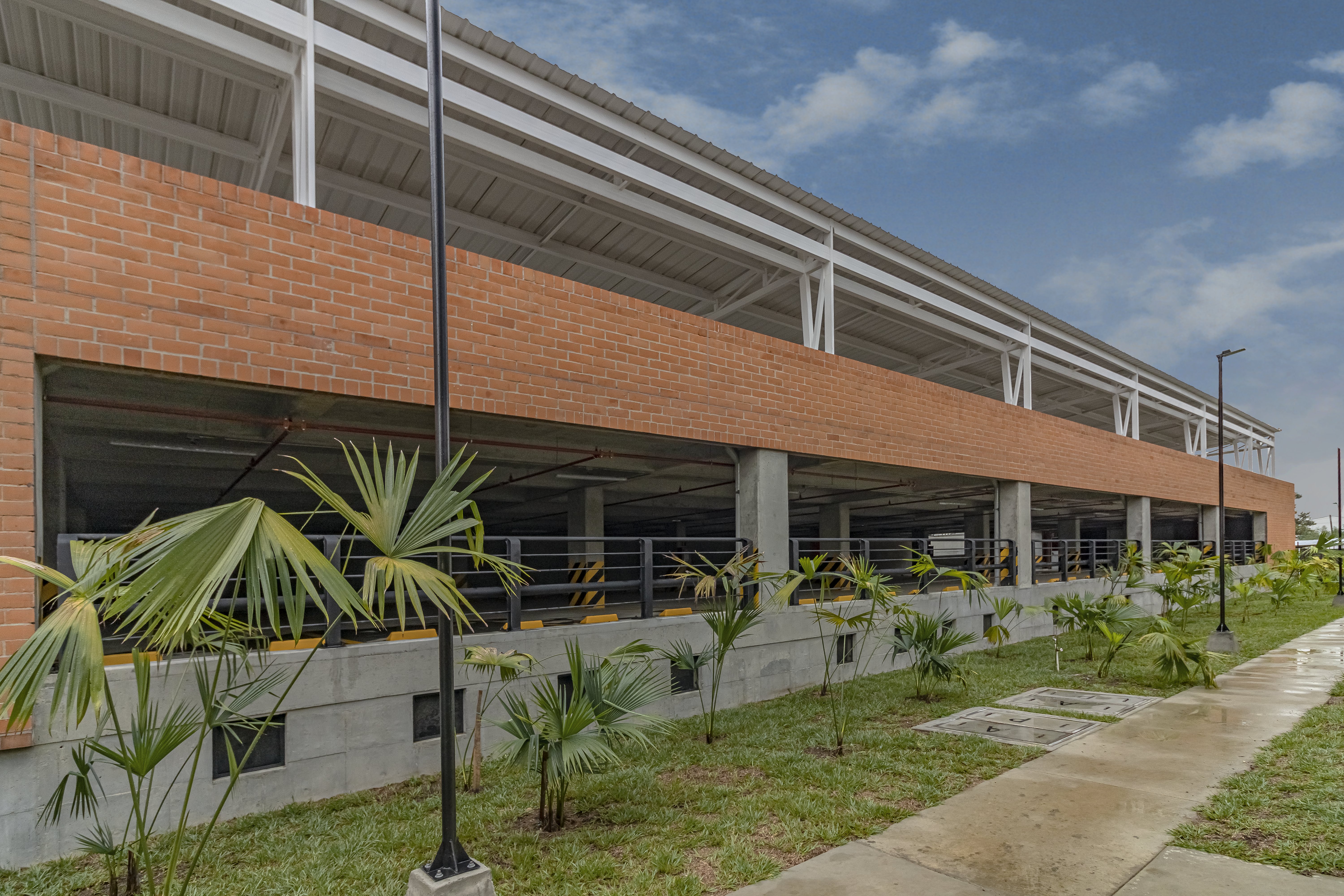 Apartamento en venta en Tierralinda, Cali · foto 19 de 19