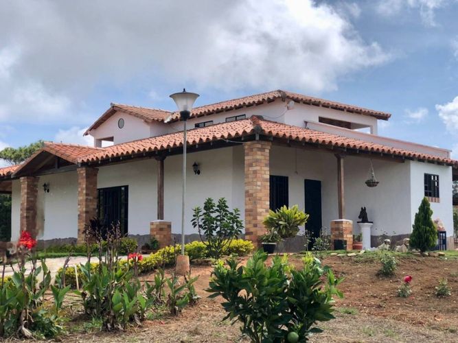 $850.000.000 en Mesa De Los Santos