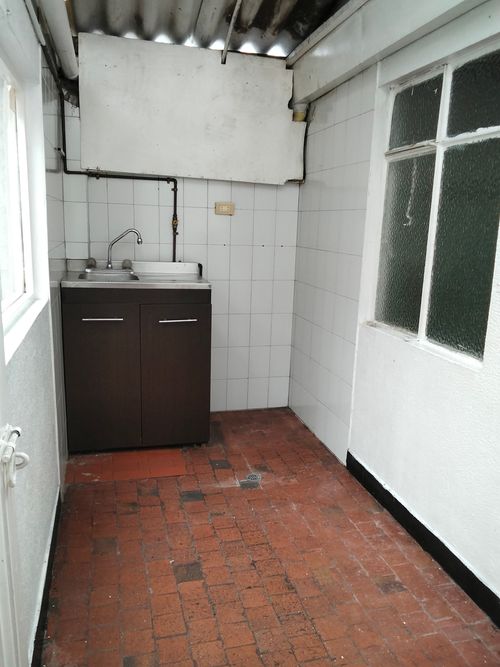 Casa de 10 alcobas en venta en Country Sur, Bogotá, 490 m² · foto 12 de 24