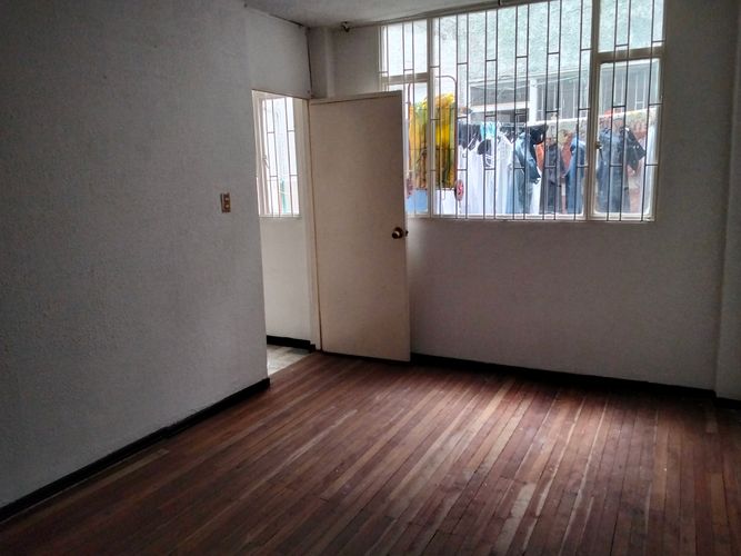 Casa de 10 alcobas en venta en Country Sur, Bogotá, 490 m² · foto 15 de 24