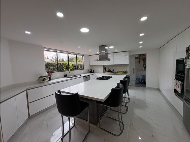 Casa de 4 alcobas en venta en Guaymaral, Bogotá, 480 m² · foto 10 de 24