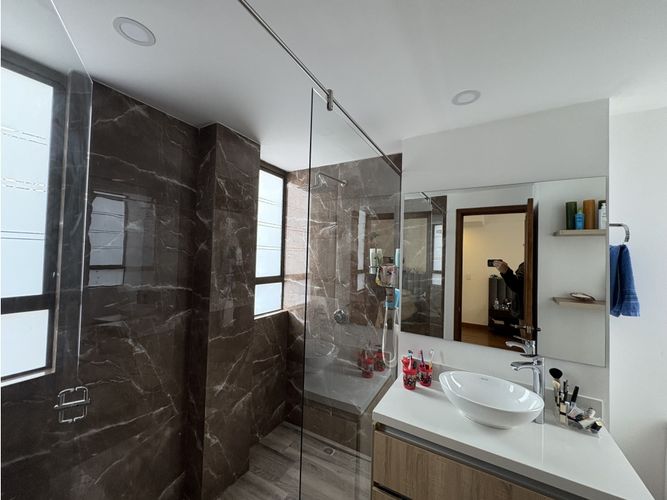 Casa de 4 alcobas en venta en Guaymaral, Bogotá, 480 m² · foto 11 de 24