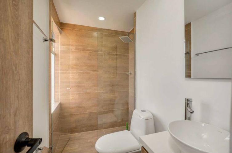 Apartamento de 4 alcobas en arriendo en San Lucas, Medellín, 210 m² · foto 15 de 24