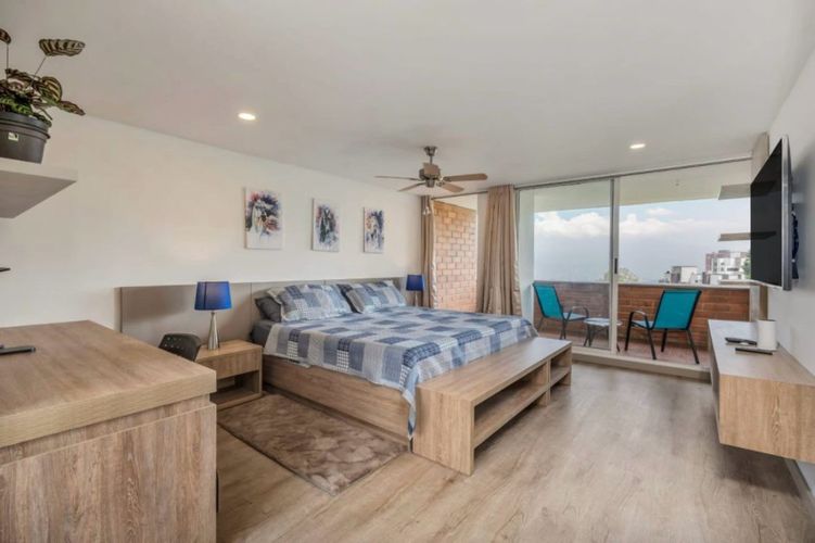 Apartamento de 4 alcobas en arriendo en San Lucas, Medellín, 210 m² · foto 20 de 24