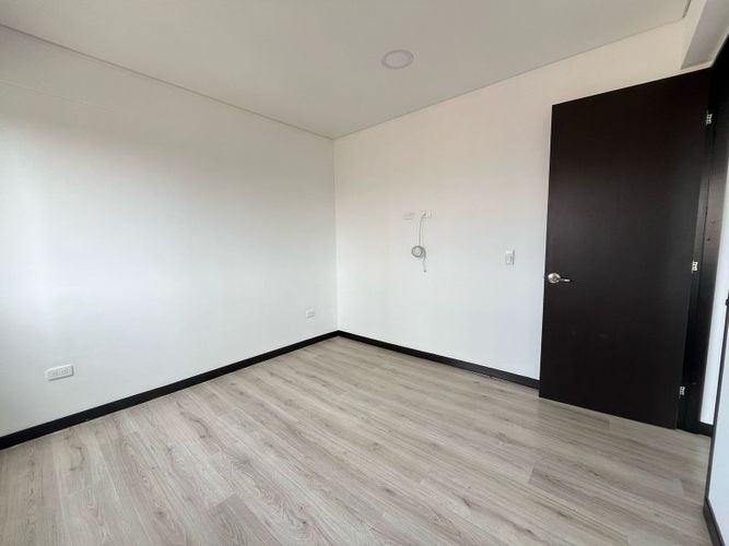 Apartamento de 3 alcobas en venta en Los Colegios, Rionegro, 146 m² · foto 16 de 24