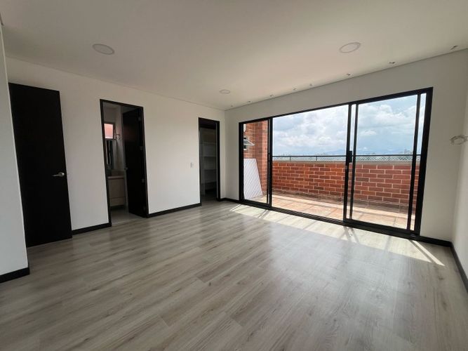 Apartamento de 3 alcobas en venta en Los Colegios, Rionegro, 146 m² · foto 20 de 24