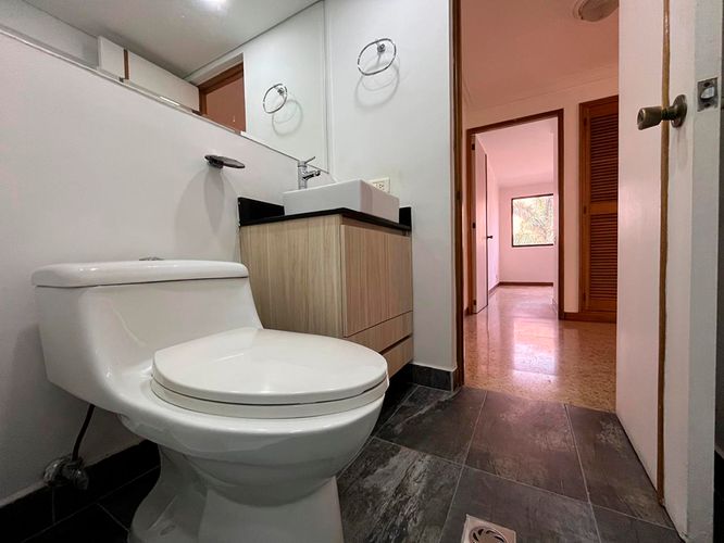 Apartamento en venta en El Poblado, Medellín · foto 17 de 17