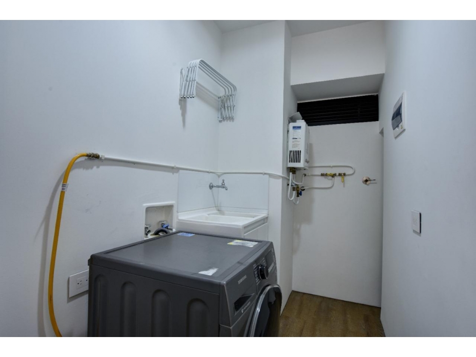 Apartaestudio en venta en El Poblado, Medellín 3