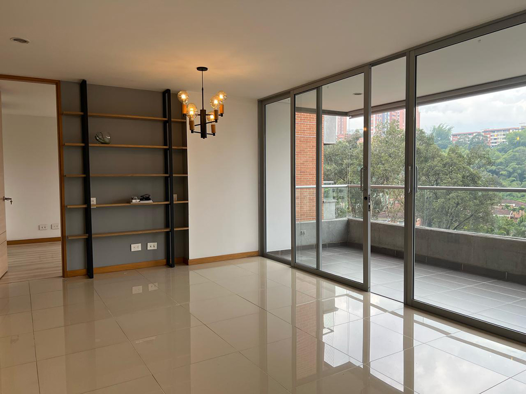 Apartamento en arriendo en Loma Benedictinos, Envigado · foto 6 de 19
