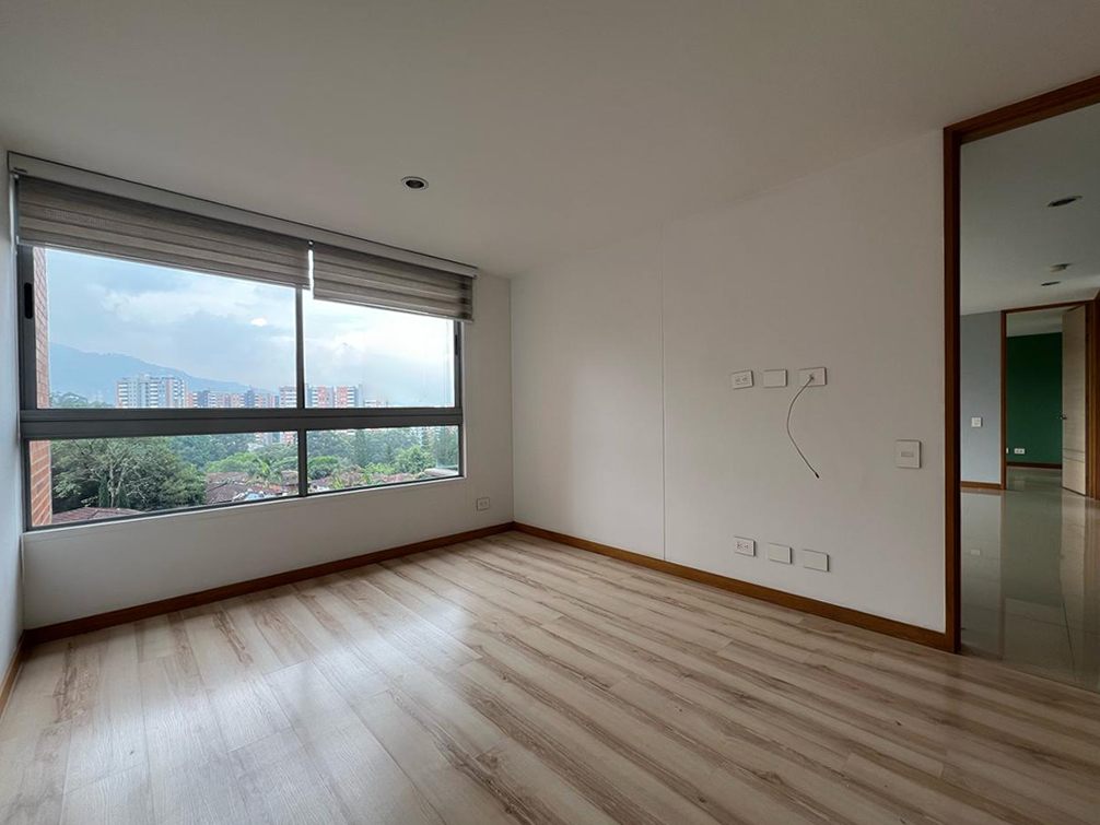 Apartamento en arriendo en Loma Benedictinos, Envigado · foto 12 de 19