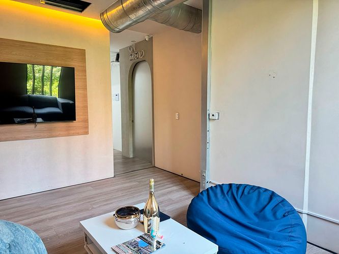 Oficina en arriendo en El Poblado, Medellín, 70 m² · foto 7 de 9