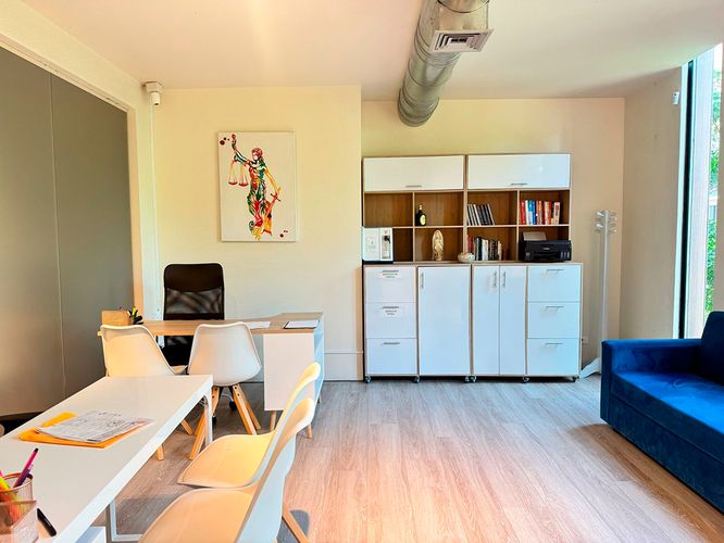 Oficina en arriendo en El Poblado, Medellín, 70 m² · foto 9 de 9