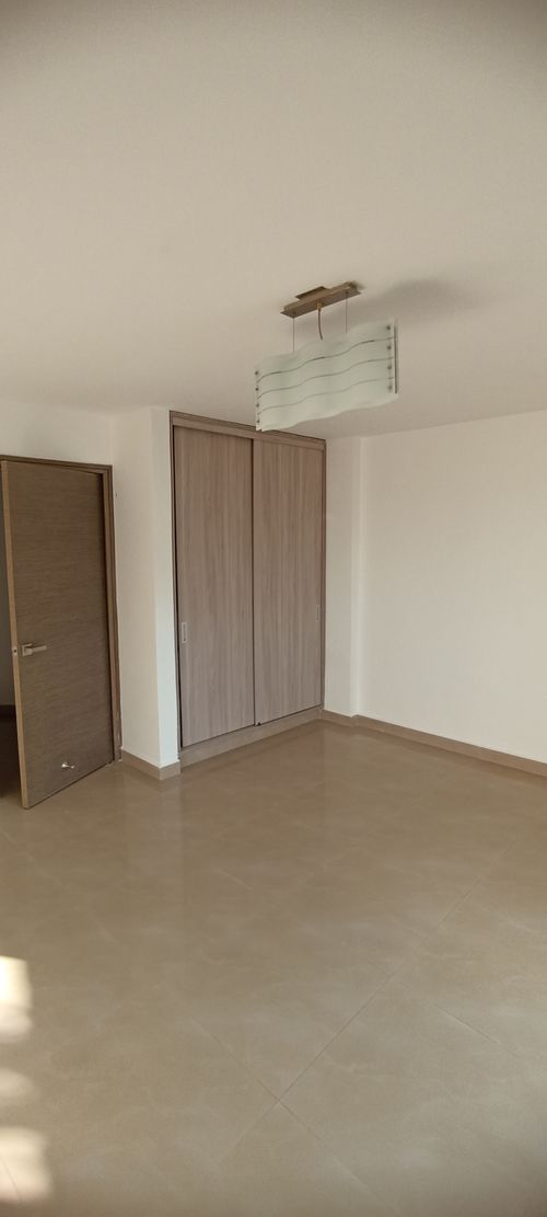 Casa de 6 alcobas en venta en Lagos Del Cacique, Bucaramanga, 1000 m² · foto 8 de 24