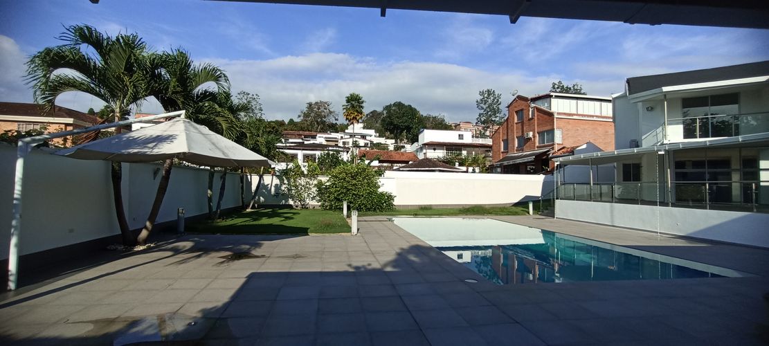Casa de 6 alcobas en venta en Lagos Del Cacique, Bucaramanga, 1000 m² · foto 18 de 24