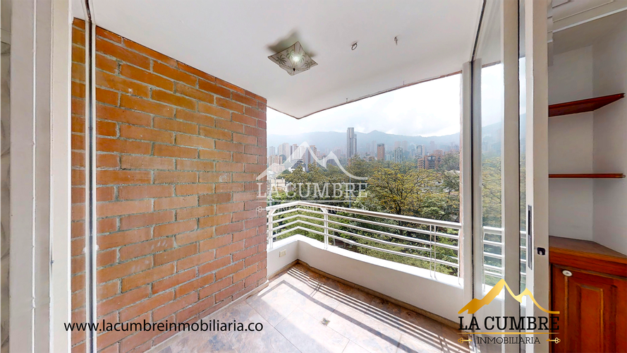 Apartamento de 5 alcobas en arriendo en Los Balsos, Medellín, 146 m² · foto 4 de 13