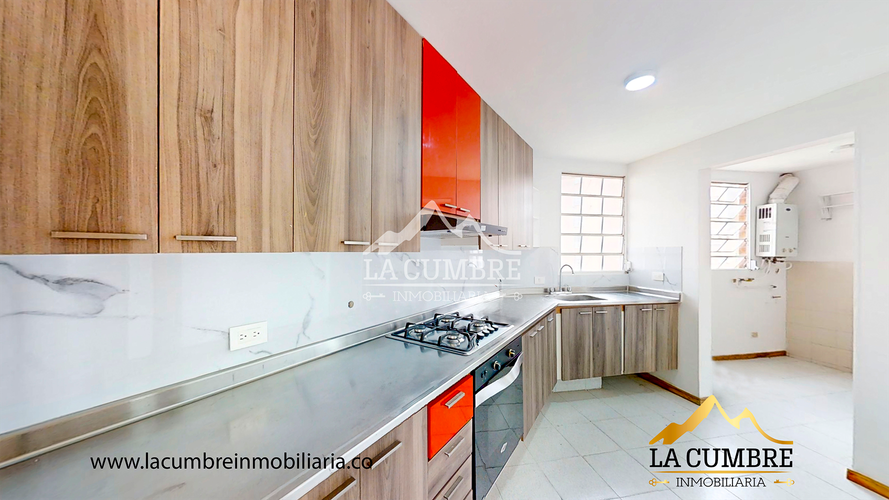 Apartamento de 5 alcobas en arriendo en Los Balsos, Medellín, 146 m² · foto 5 de 13