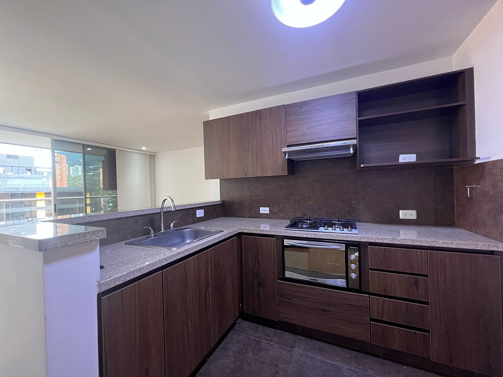 Apartamento en arriendo en Loma El Atravesado, Envigado · foto 8 de 16