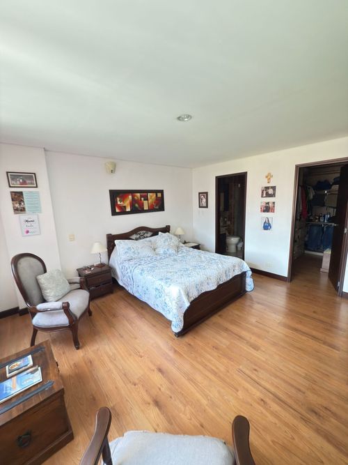 Casa de 5 alcobas en venta en Cañaveralejo, Sabaneta, 296 m² · foto 9 de 12