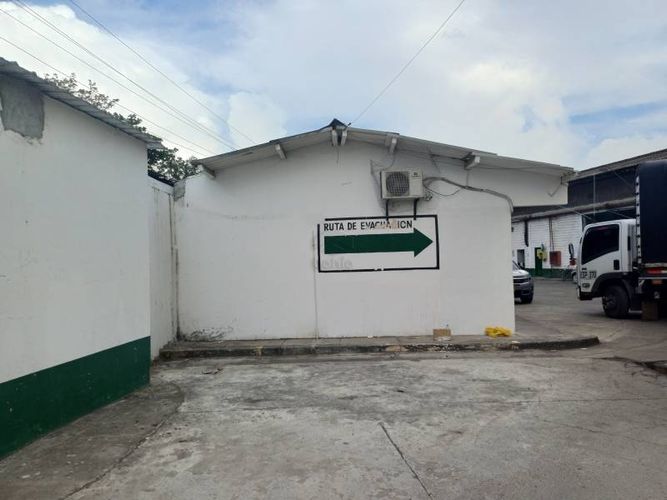 Bodega en arriendo en El Eden, Montería, 75 m² · foto 6 de 12