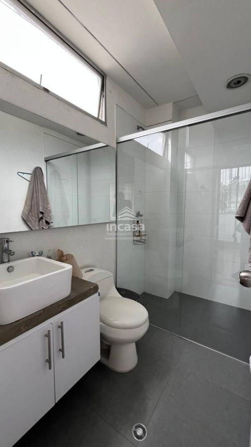 Oficina en venta en Alameda, Cali, 346 m² · foto 16 de 24