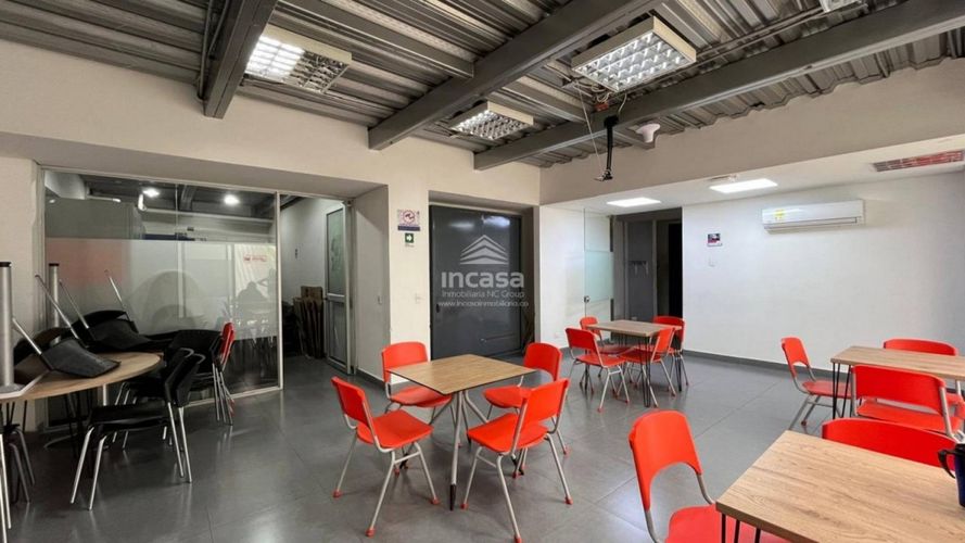 Oficina en venta en Alameda, Cali, 346 m² · foto 18 de 24
