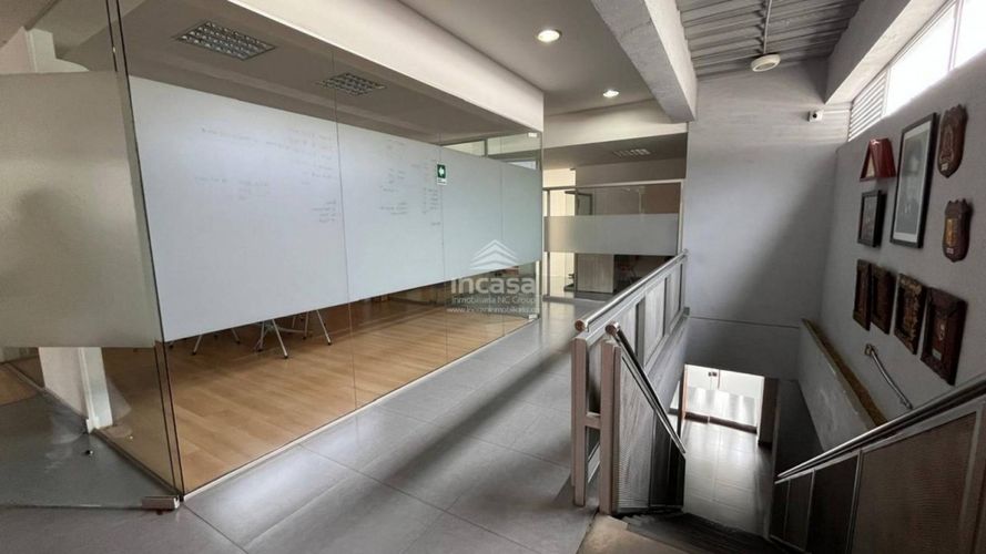 Oficina en venta en Alameda, Cali, 346 m² · foto 20 de 24